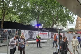 Metal fences, blacked out curtains and bright lights - it can only mean one thing, a premiere! 
