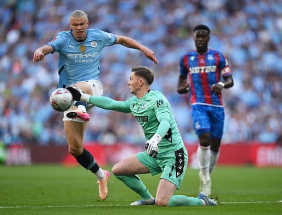 Dean Henderson has a 'hand of god' moment.