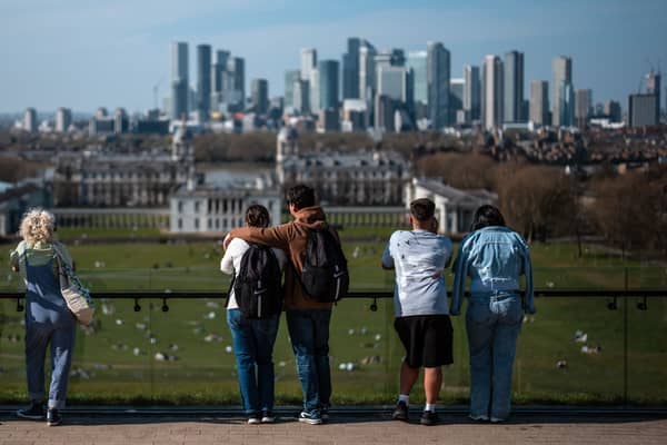 Full Met Office forecast for London over the Spring May bank holiday weekend.