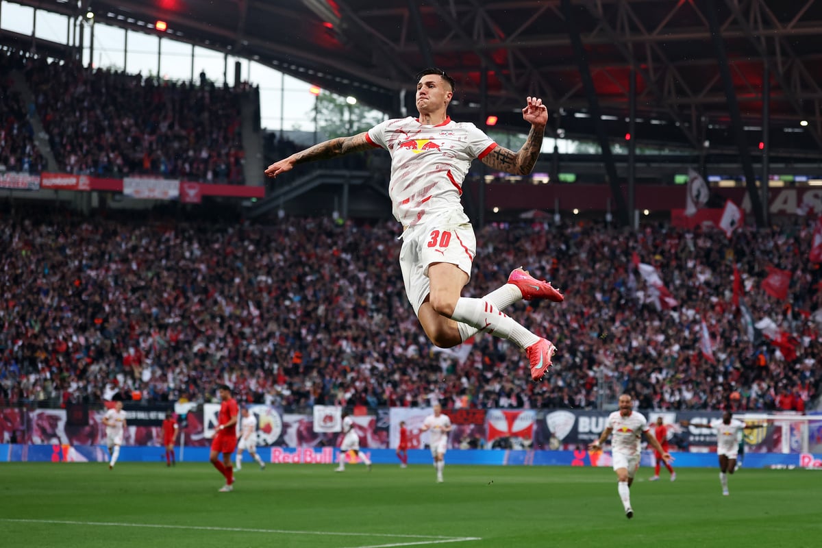 Liverpool could hatch plan to hijack £67m Arsenal striker hunt as Ben Jacobs make key striker claim