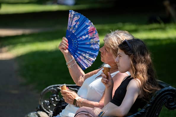 Londoners are set for another week of bright sunshine and warm temperatures! 