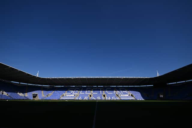 The Reading defender is out of contract at the Select Car Leasing Stadium this summer.