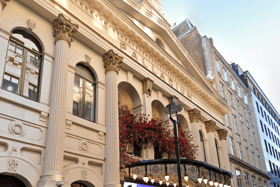  Evita landed at the London Palladium over the weekend featuring a balcony performance so Soho passers by.