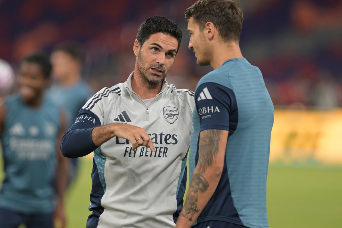 Arsenal sent asking price for next transfer target as rivals consider midfielder bid
