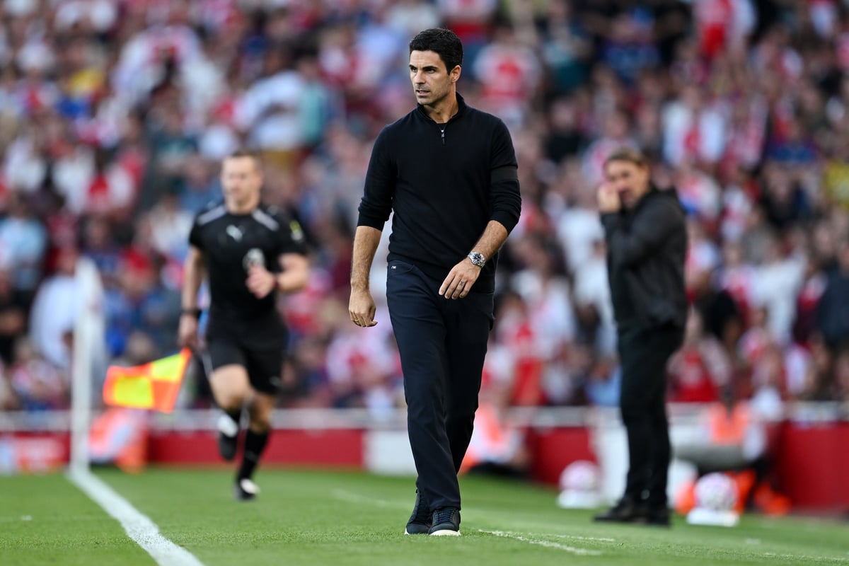 'We have to win it' - Ian Wright predicts pain for Arsenal in Newcastle United clash but Gary Neville disagrees