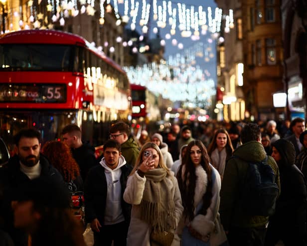 Visitors are being warned to be aware of pickpockets in London this festive season