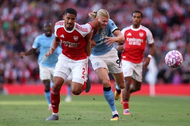 Arsenal and City continue to battle for top spot