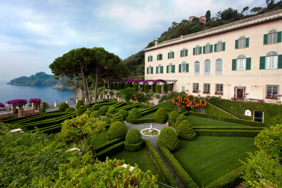 Luxury Escorted Tours: Small Group Cultural Holidays Redefined