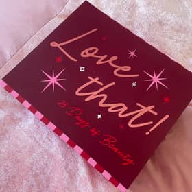The M&S Beauty Advent Calendar 2026 contains 25 beauty treats from brands including Estée Lauder, Benefit, bareMinerals and Color Wow.