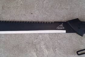 Gerber Legendary Blades machete/saw combo. Copyright Dana60Cummins via Wikimedia Commons