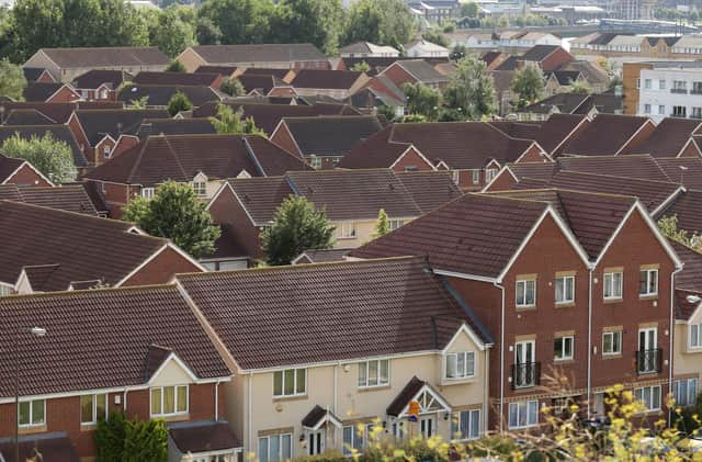 File photo dated 19/08/14 of houses in Thamesmead, London. The average UK house price fell by 0.4% in September, but it remains higher than the level recorded in the month that the Bank of England started its run of rate rises, according to an index. On a month-on-month basis, average house prices have been falling for six months in a row. Issue date: Friday October 6, 2023.