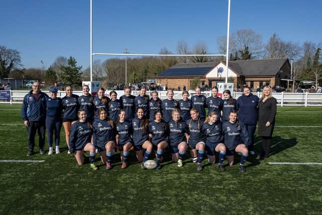Wanstead Rugby Girls’ rugby team in Wanstead signs sponsorship deal with Bellway London