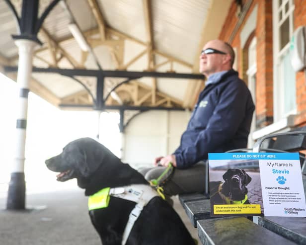 Ahead of International Guide Dog Day this Wednesday, dogs and their handlers are at Christchurch Station to celebrate the launch of South Western Railway’s new bespoke cards that allow assistance dogs to ‘reserve’ a seat for themselves and communicate with other passengers on how not to interact with them.