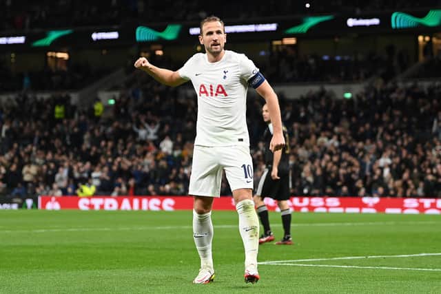 LONDON, ENGLAND - SEPTEMBER 30: Harry Kane of Tottenham Hotspur celebrates after scoring their sides fifth goal during the UEFA Europa Conference League group G match between Tottenham Hotspur and NS Mura at Tottenham Hotspur Stadium on September 30, 2021 in London, England. (Photo by Shaun Botterill/Getty Images)