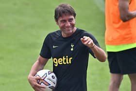 Spurs boss Conte.  