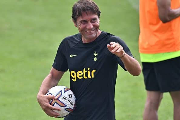 Spurs boss Conte.  