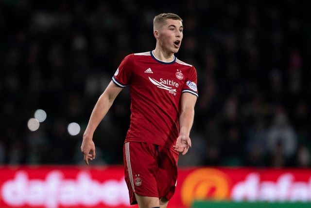 Kilmarnock are closing in on the loan signing of Dean Campbell from Aberdeen. Clubs below the Premiership can still recruit players on loan. Derek McInnes has already added shrewdly for Killie’s promotion push with Declan Glass the latest to join. Campbell who has been a bit-part first-team player for Stephen Glass could now link up with his old boss. (Daily Record)
