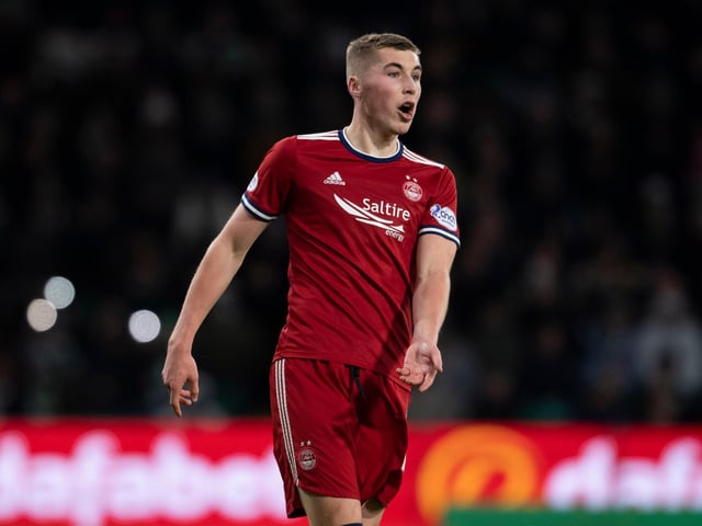 Kilmarnock are closing in on the loan signing of Dean Campbell from Aberdeen. Clubs below the Premiership can still recruit players on loan. Derek McInnes has already added shrewdly for Killie’s promotion push with Declan Glass the latest to join. Campbell who has been a bit-part first-team player for Stephen Glass could now link up with his old boss. (Daily Record)