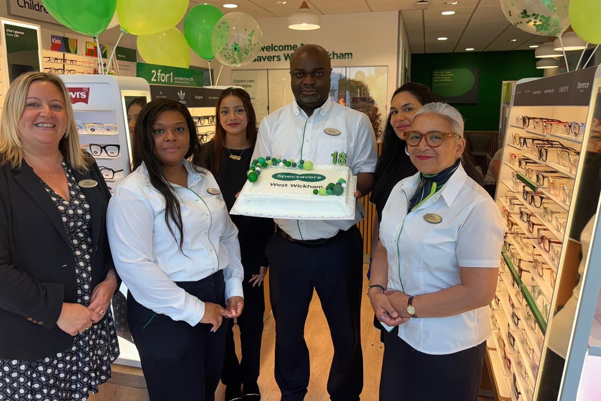 Community Opticians Opticians marks 18 years with store relaunch and visit from deputy mayor