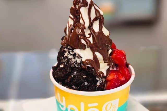The Laufey Froyo from Yolé to celebrate A Very Laufey Day.