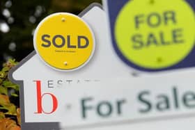 The annual rate of house price growth remained stable in March.