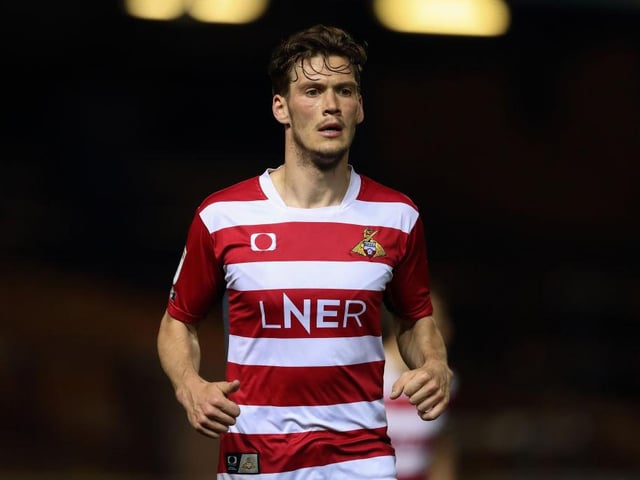 Hearts have offered defender Joe Wright a chance to train with the team with a view to a possible move to the club. The 26-year-old was on the verge of signing for the Jam Tarts in the summer before an injury in his final game for Doncaster Rovers kept him out long term. Wright remains a free agent. (Evening News)