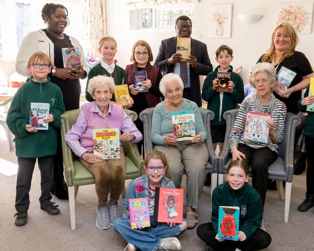 Ivy Grove welcomes school children for storytelling