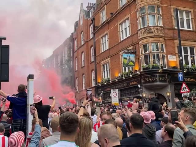 Sunderland AFC fans have set up a fundraiser as a thank you for staff at The Nags Head in Covent Garden.