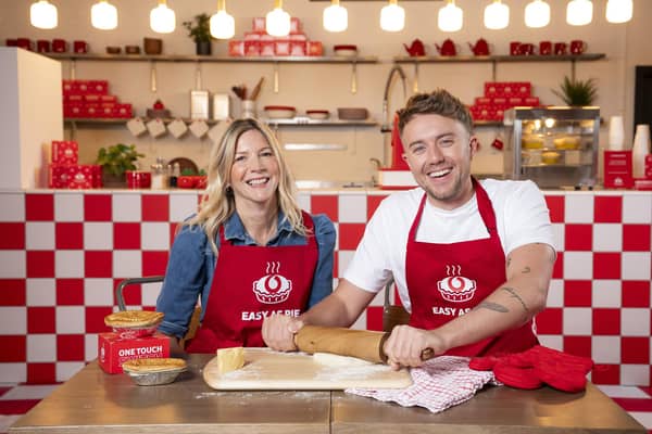 odafone opens its Easy Peasy Pie Shop with broadcaster Roman Kemp and easy-cooking advocate, Lisa Faulkner in London, serving free pies to hungry punters to show that switching to Vodafone Broadband is now ‘easy as pie’ with One Touch Switch.