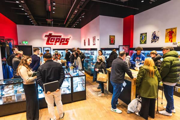 Fanatics Collectibles Pop-Up Store I Topps