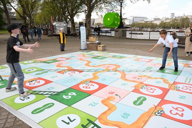 Kids in London spend a whopping 48 hours a week stuck indoors – with a ...