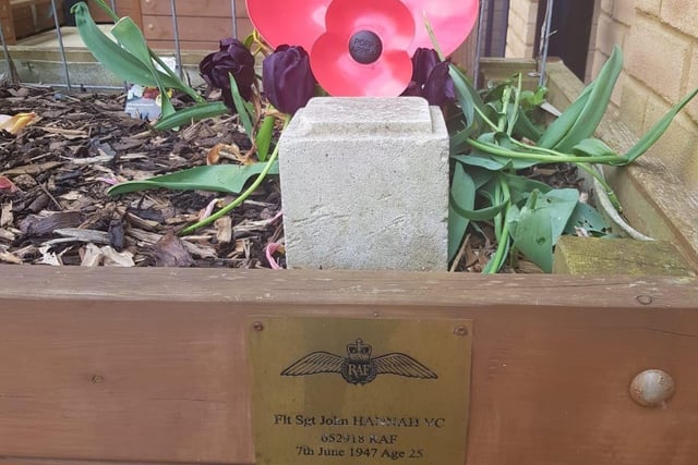 Memorial plaque