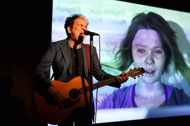 Super Connected Live: Tim Arnold and actress Dixie McDevitt