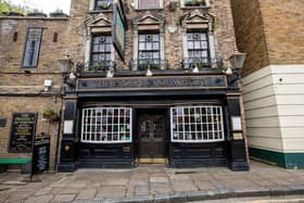 Prospect of Whitby, in Wapping