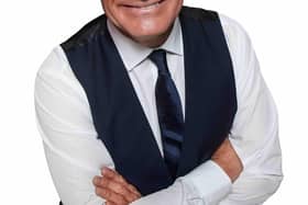 BOBBY DAVRO